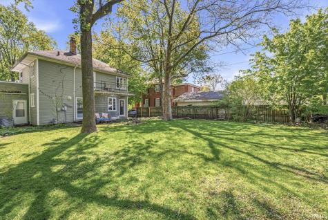 1821 College Street South Bend IN 46628