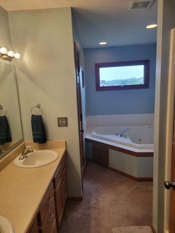 5202 Sorrento Boulevard Fort Wayne IN 46845