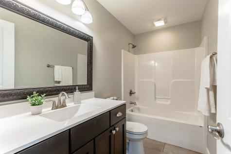 1220 Ladbrooke Drive Evansville IN 47725