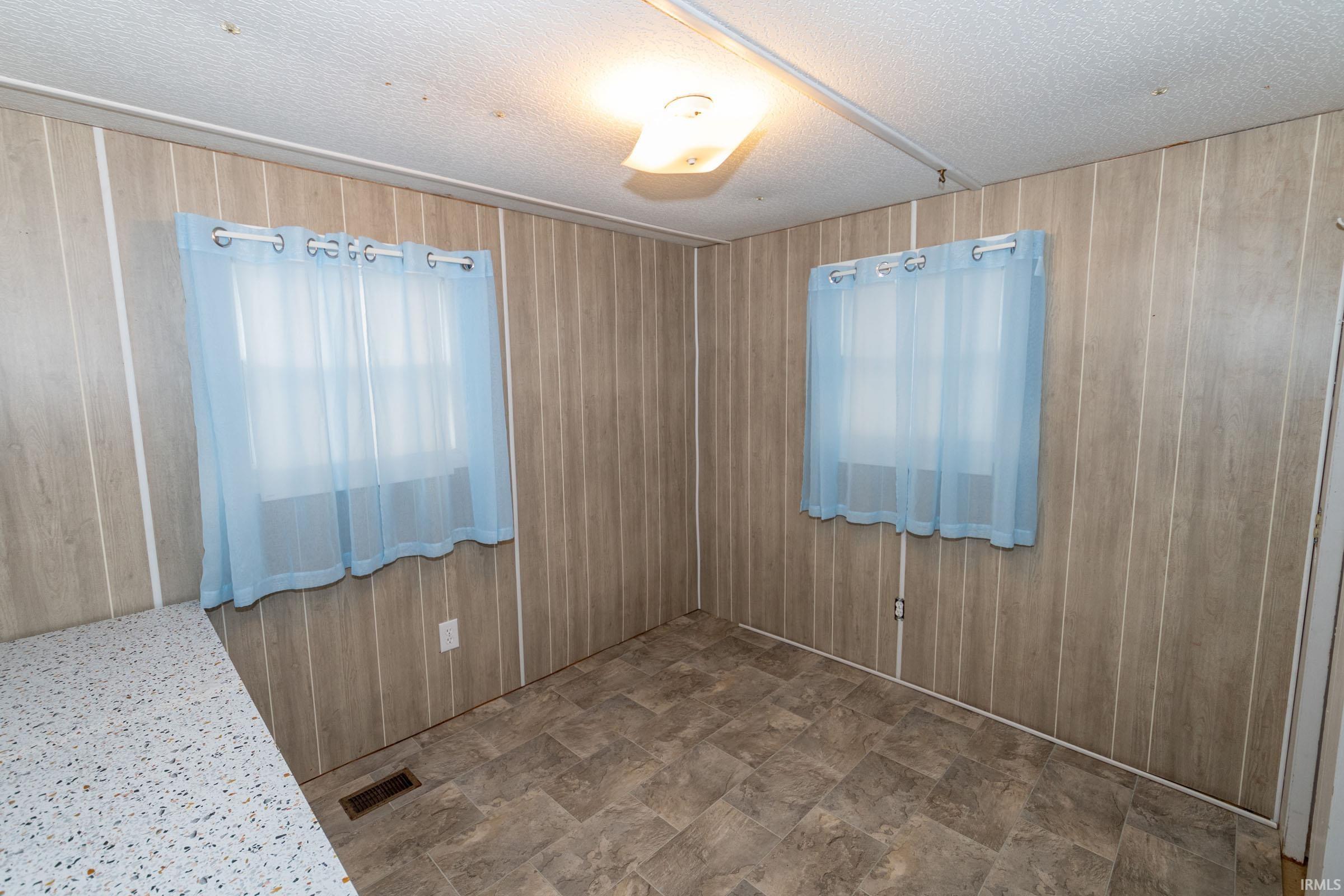 55219 Lexington Avenue South Bend IN 46628