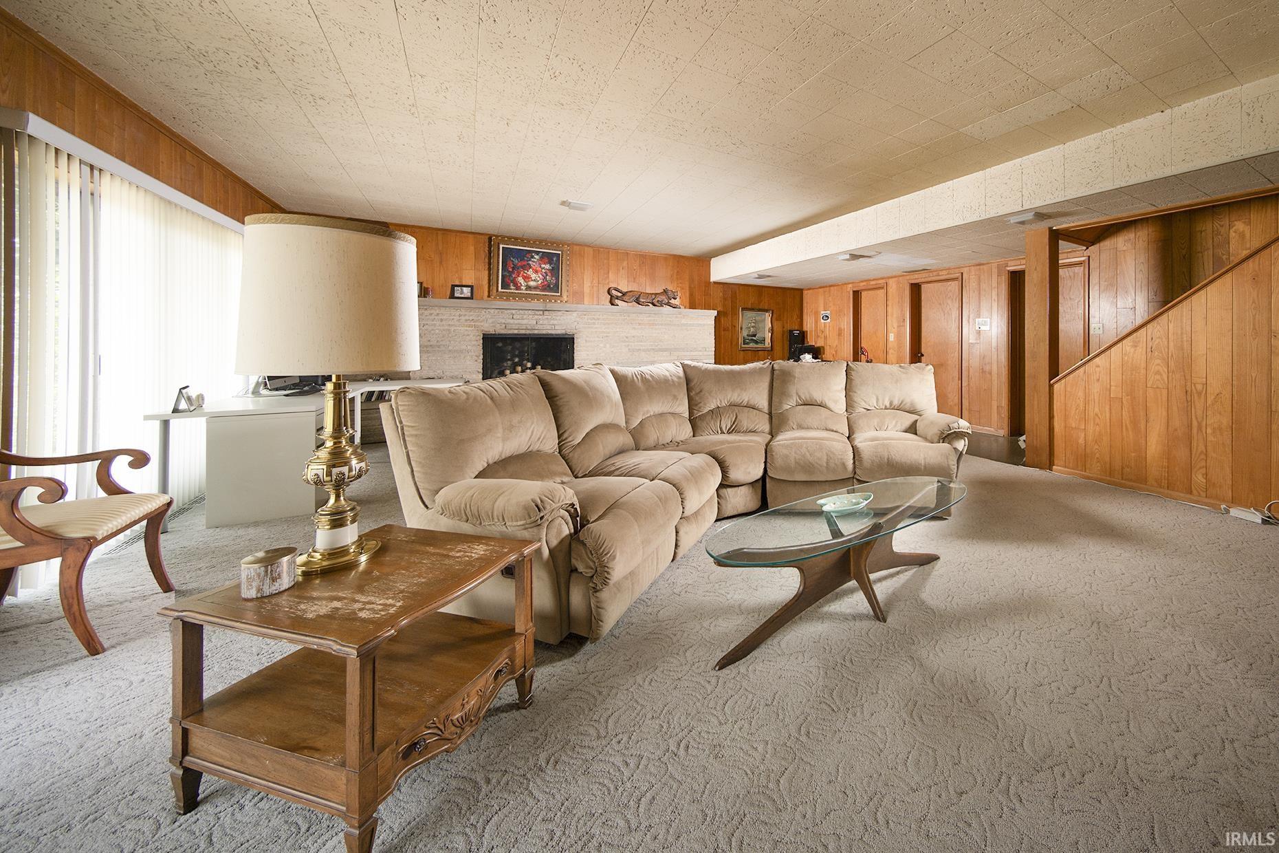 1839 Rainbow Bend Boulevard Elkhart IN 46514