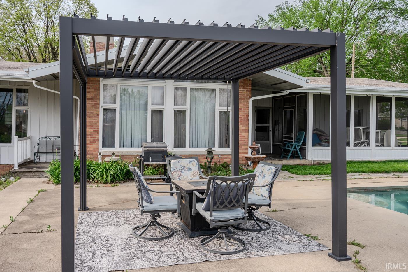1839 Rainbow Bend Boulevard Elkhart IN 46514