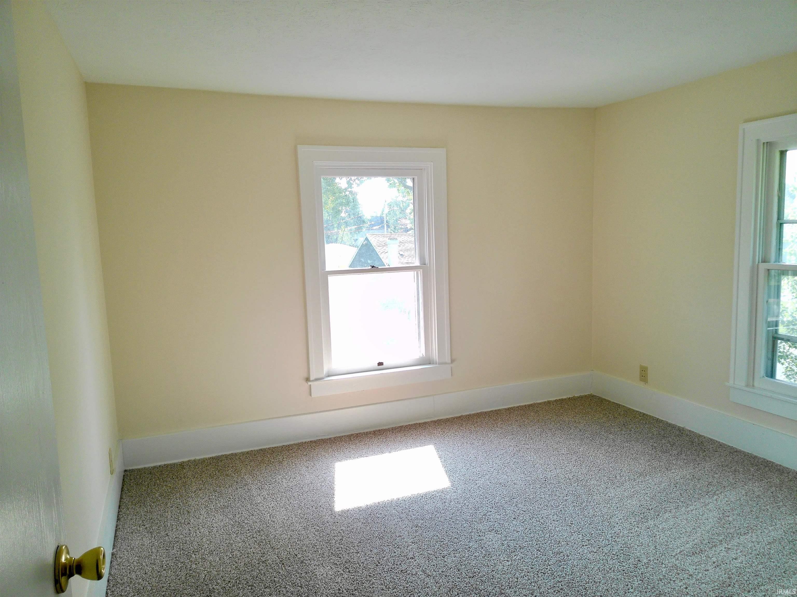 1325 S 32nd Street South Bend IN 46615