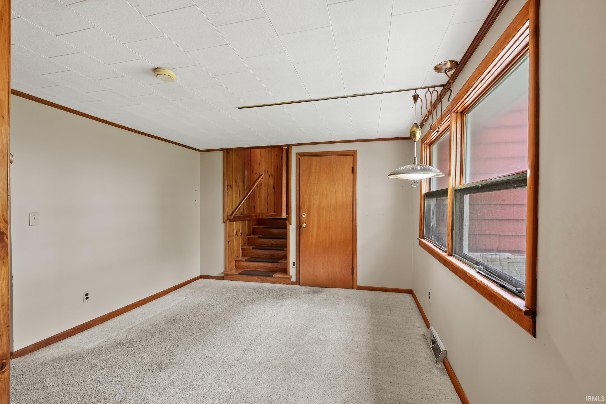 303 N Roosevelt Street Warsaw IN 46580