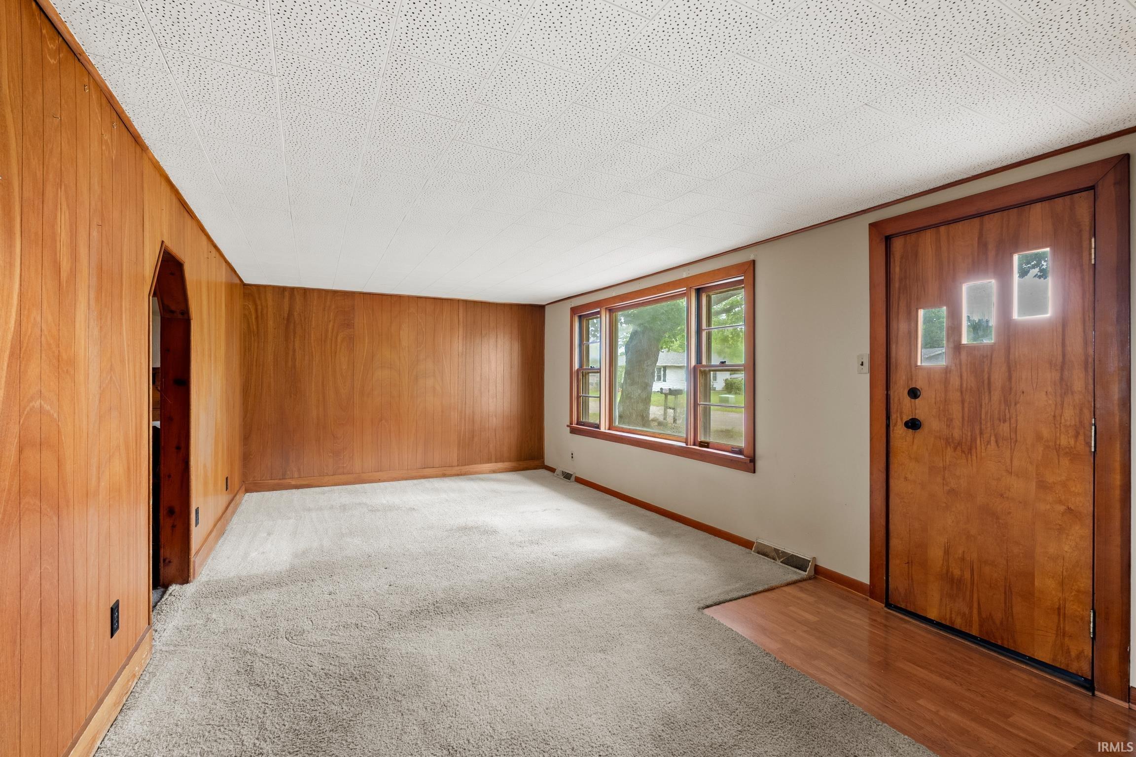 303 N Roosevelt Street Warsaw IN 46580