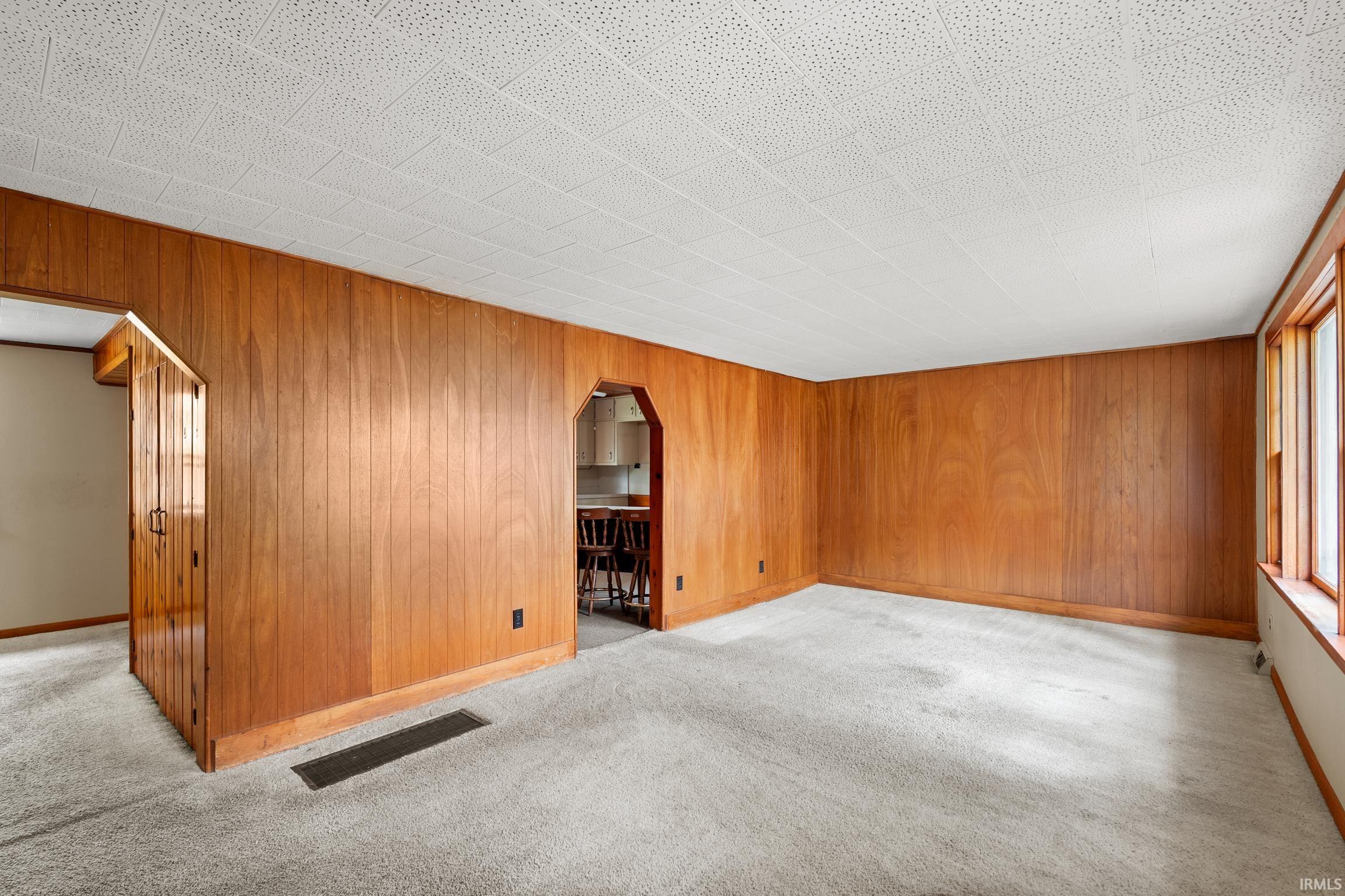 303 N Roosevelt Street Warsaw IN 46580