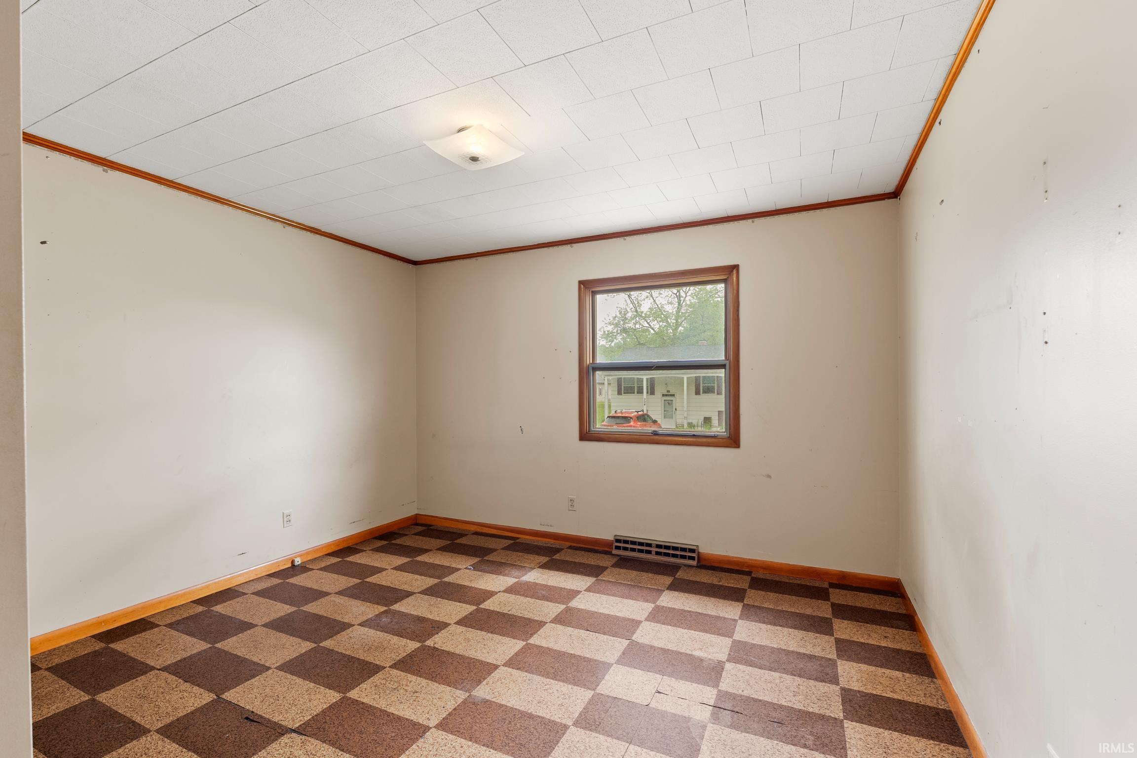 303 N Roosevelt Street Warsaw IN 46580