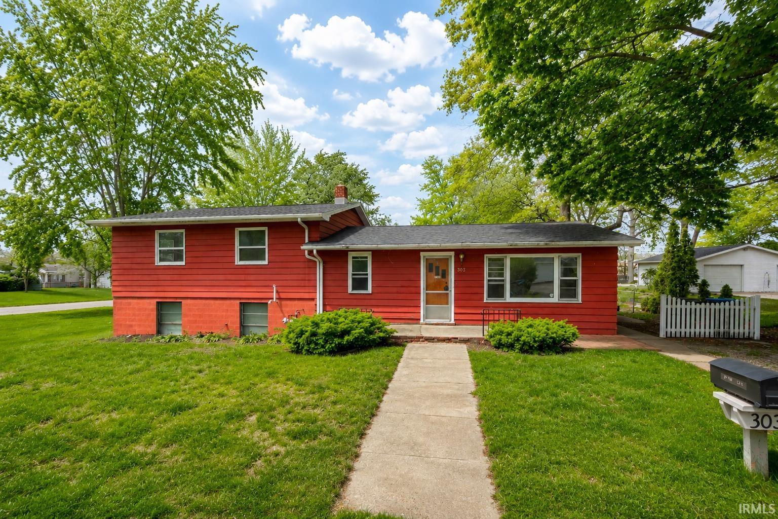 303 N Roosevelt Street Warsaw IN 46580