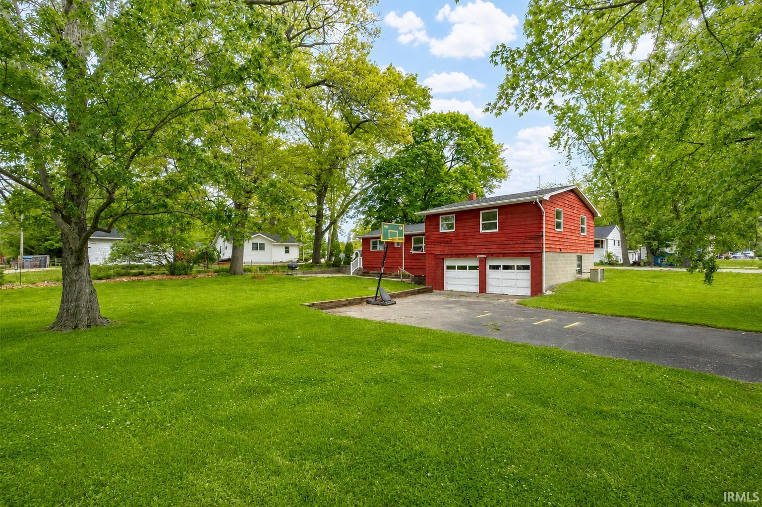 303 N Roosevelt Street Warsaw IN 46580