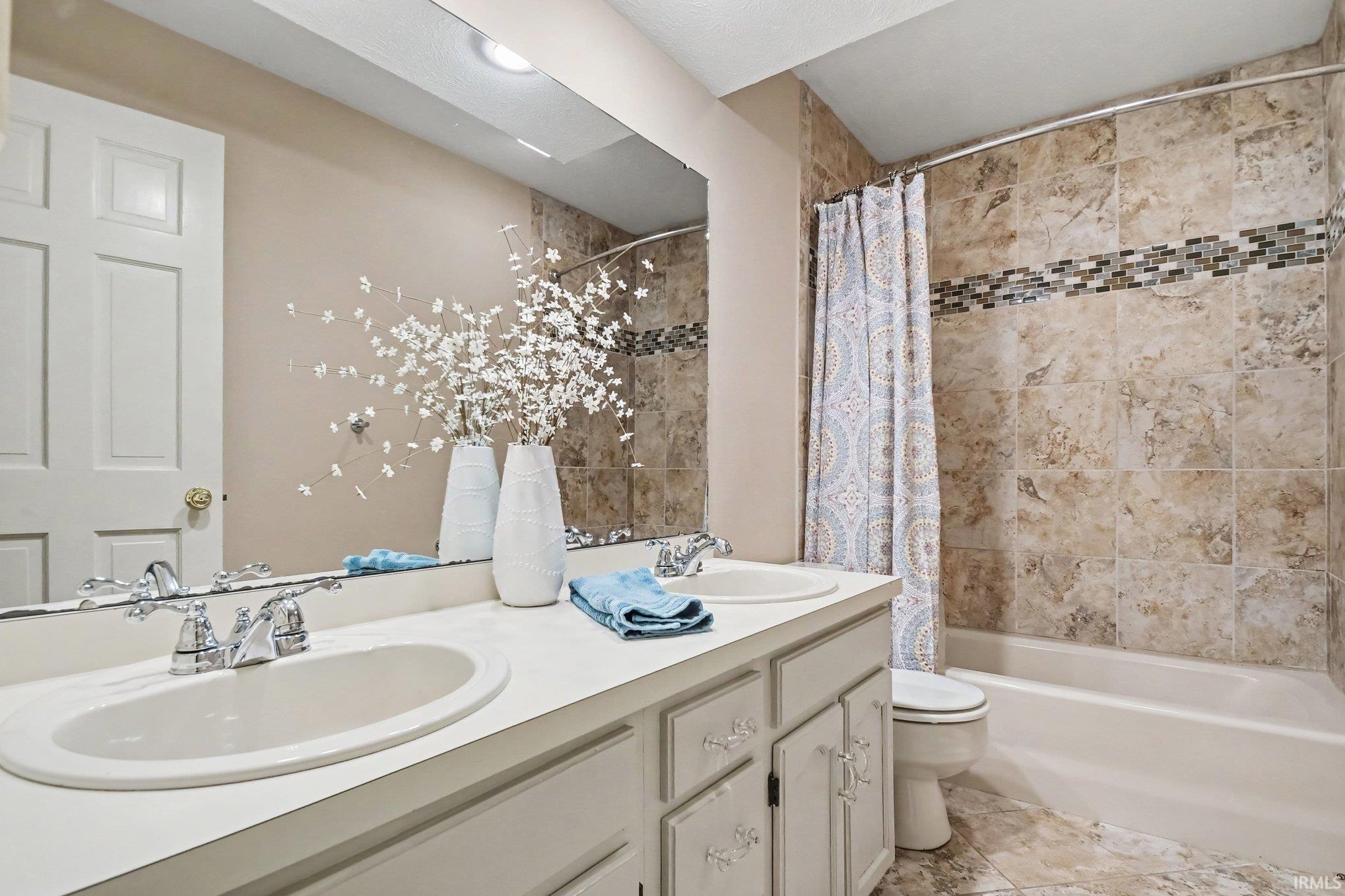 15971 Cedar Ridge Court Granger IN 46530