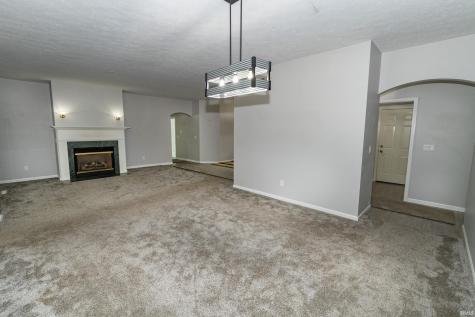 2112 Foxboro Court Mishawaka IN 46545