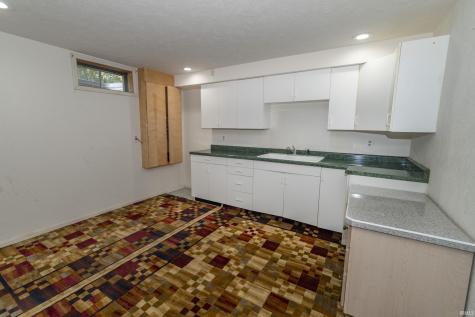 2112 Foxboro Court Mishawaka IN 46545