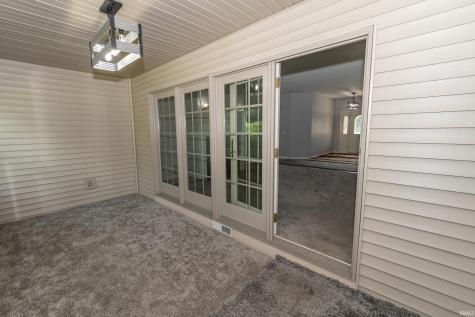 2112 Foxboro Court Mishawaka IN 46545