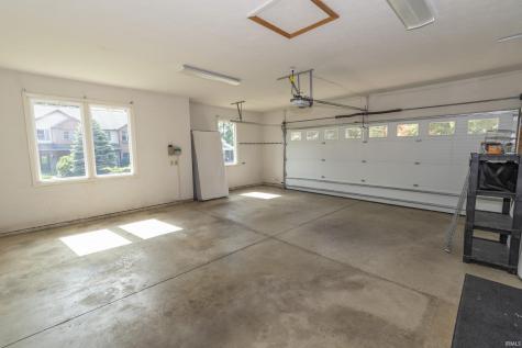 2112 Foxboro Court Mishawaka IN 46545