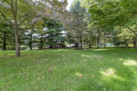 2112 Foxboro Court Mishawaka IN 46545