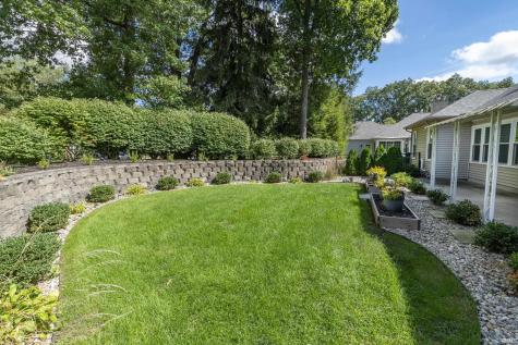 2112 Foxboro Court Mishawaka IN 46545
