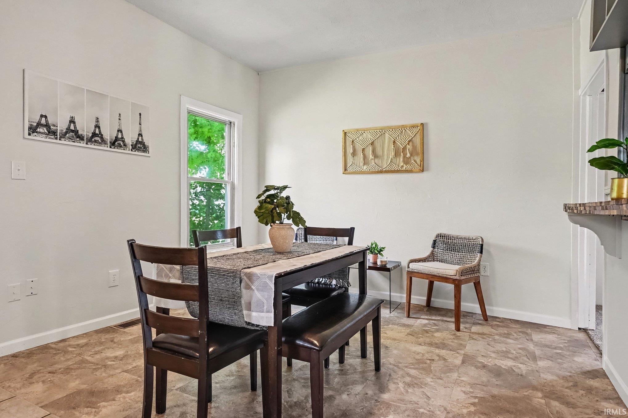 726 W Blaine Avenue Elkhart IN 46516