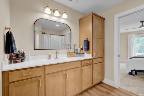 7508 Eichele Drive Evansville IN 47712