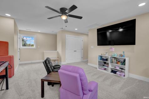 7508 Eichele Drive Evansville IN 47712