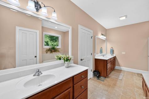 51640 Meadow Pond Drive Granger IN 46530