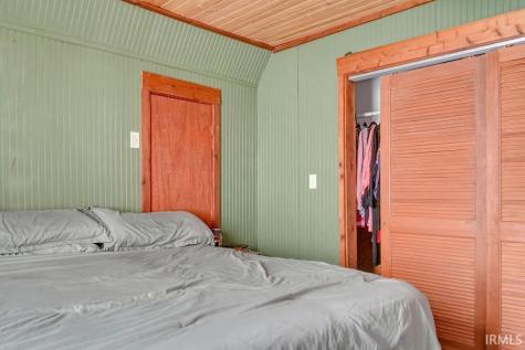 7318 N Red Hill Road Ellettsville IN 47429