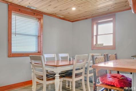 7318 N Red Hill Road Ellettsville IN 47429