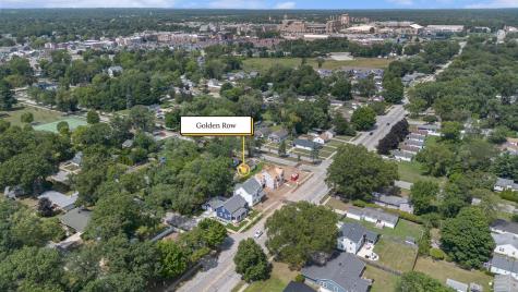 743 N Twyckenham Drive South Bend IN 46617