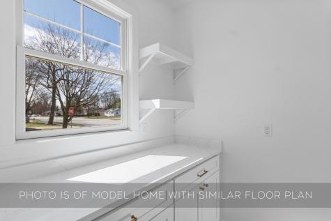 743 N Twyckenham Drive South Bend IN 46617
