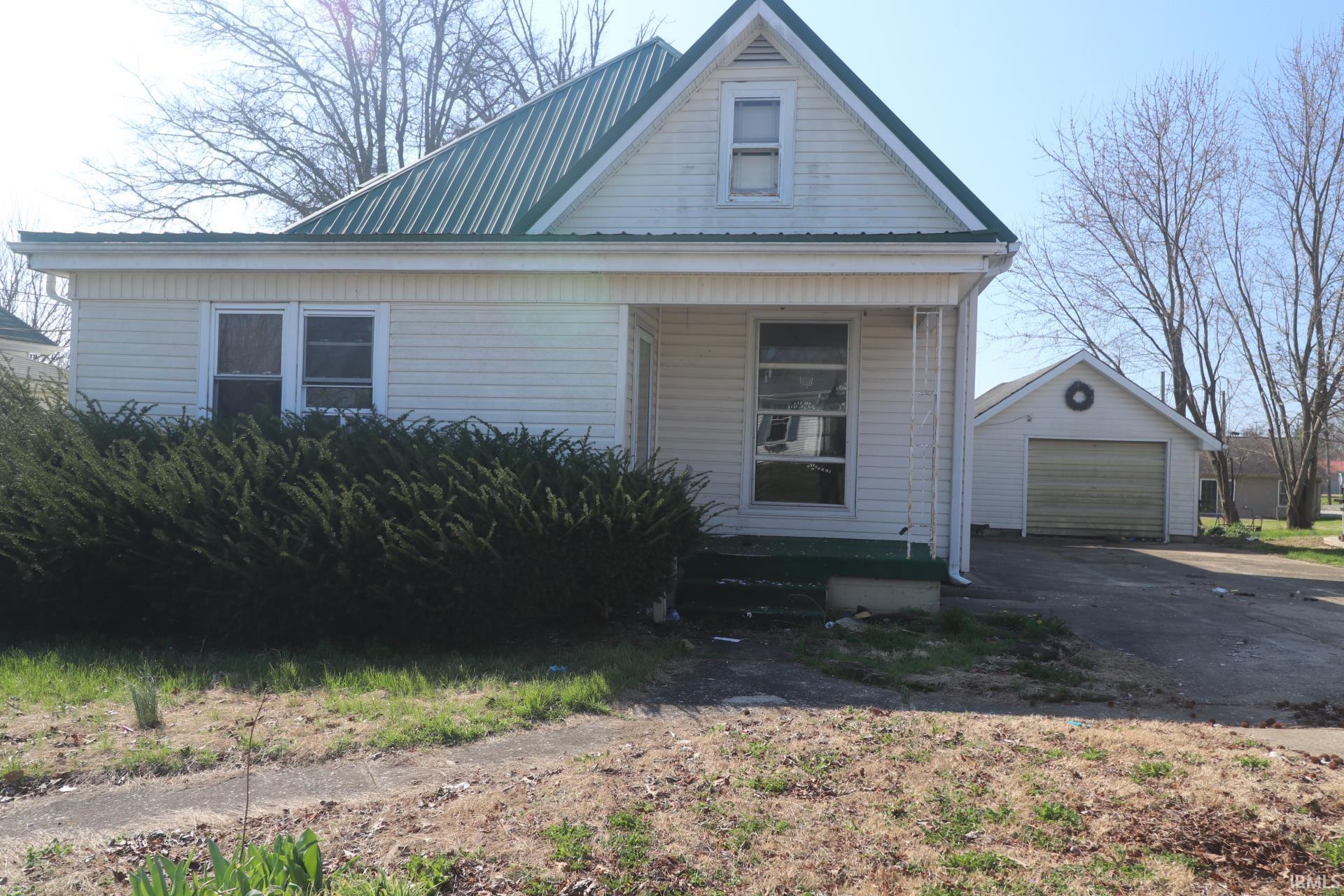 405 SW 3rd Street Loogootee IN 47553