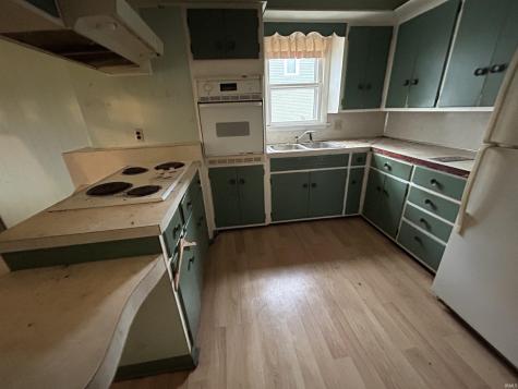 405 SW 3rd Street Loogootee IN 47553