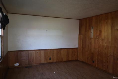405 SW 3rd Street Loogootee IN 47553