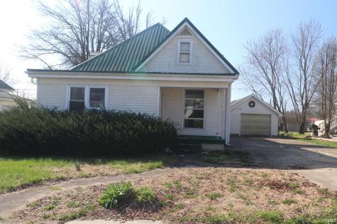 405 SW 3rd Street Loogootee IN 47553