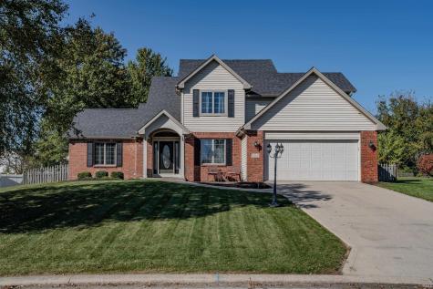 2212 Blue Harbor Drive Fort Wayne IN 46804