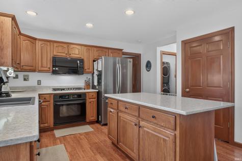 2212 Blue Harbor Drive Fort Wayne IN 46804