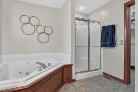 2212 Blue Harbor Drive Fort Wayne IN 46804