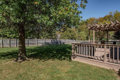 2212 Blue Harbor Drive Fort Wayne IN 46804