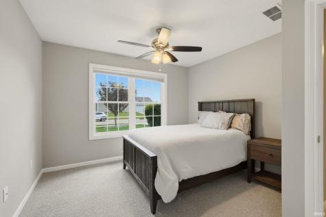 2113 Meadowsweet Parkway Fort Wayne IN 46808