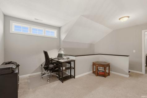 2113 Meadowsweet Parkway Fort Wayne IN 46808