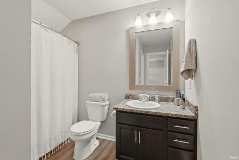 2113 Meadowsweet Parkway Fort Wayne IN 46808