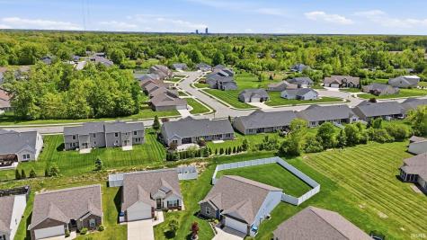 2113 Meadowsweet Parkway Fort Wayne IN 46808