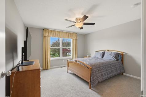 2113 Meadowsweet Parkway Fort Wayne IN 46808