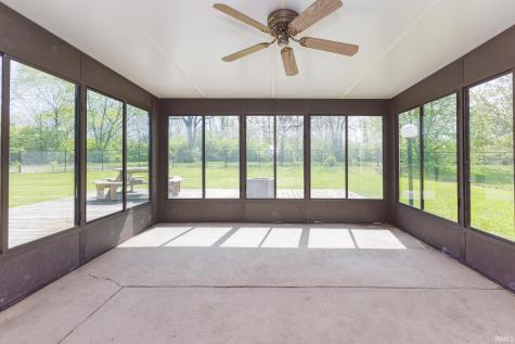 10810 N State Road 67 Albany IN 47320