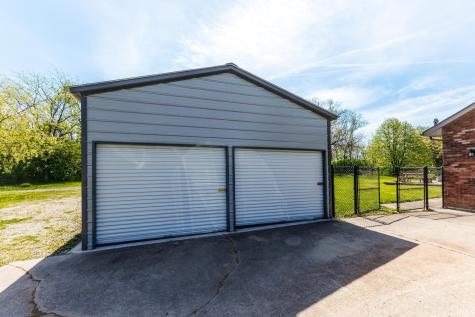 10810 N State Road 67 Albany IN 47320