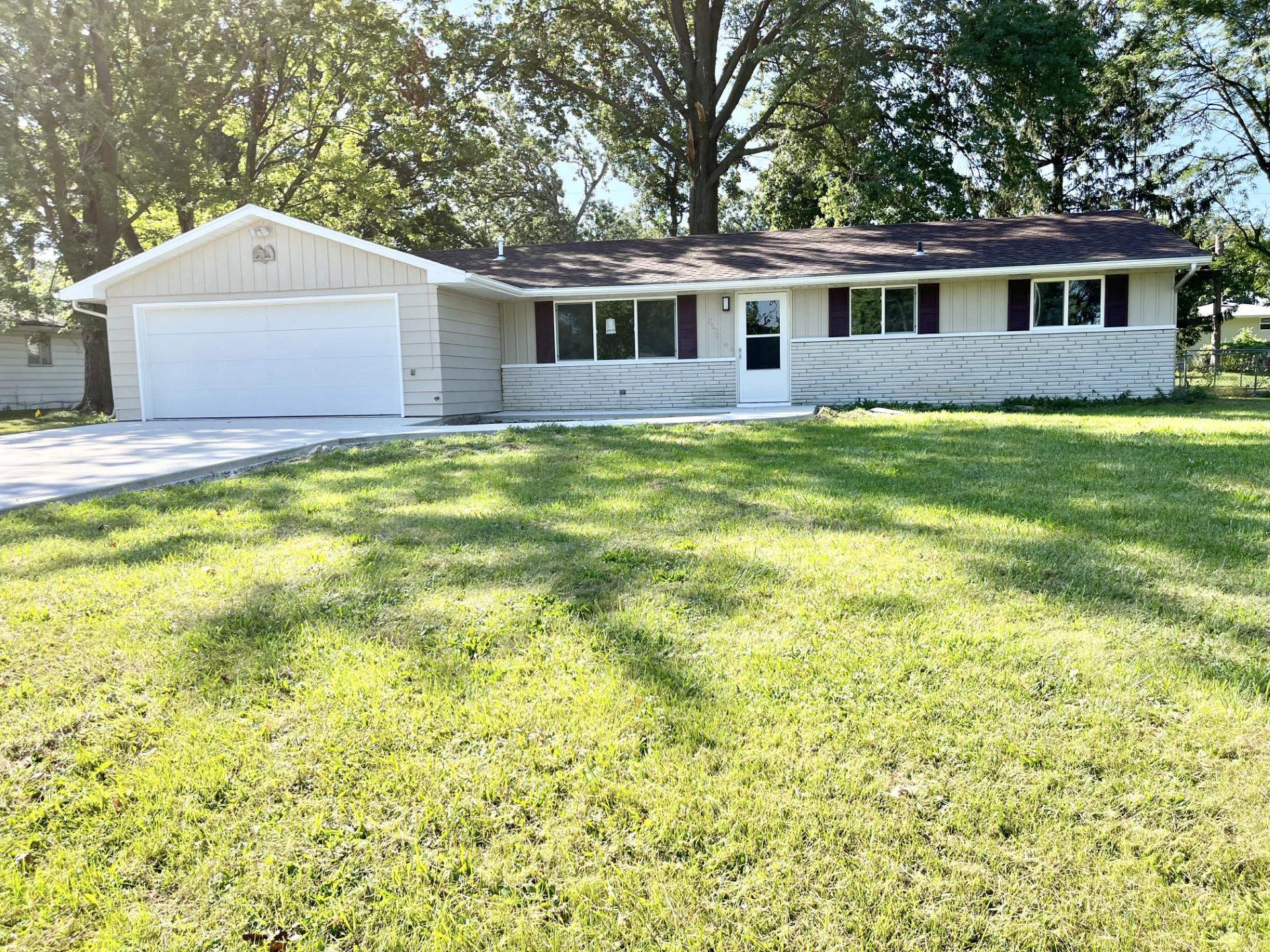 2526 Stinson Drive Fort Wayne IN 46816