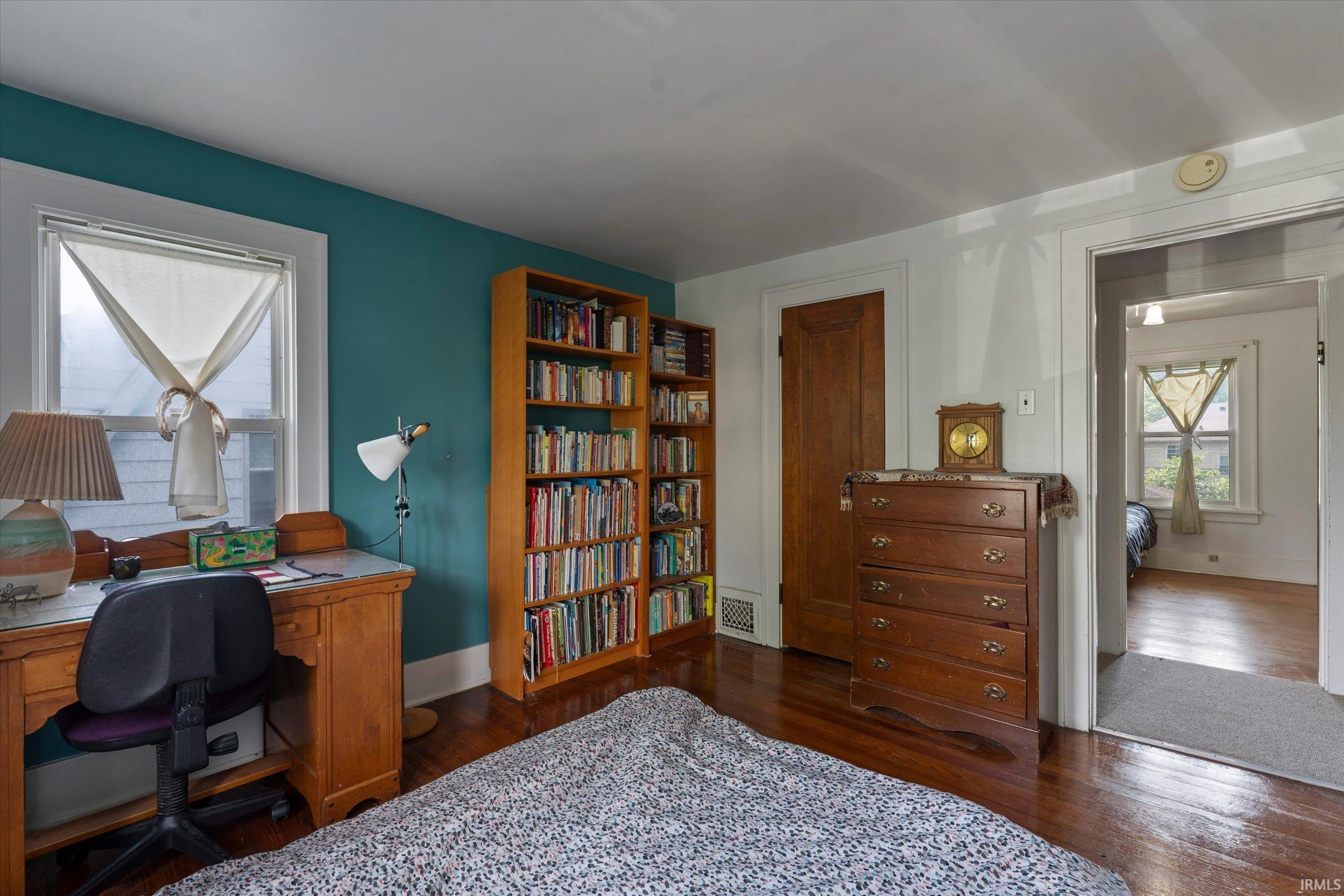 1117 Foster Street South Bend IN 46617