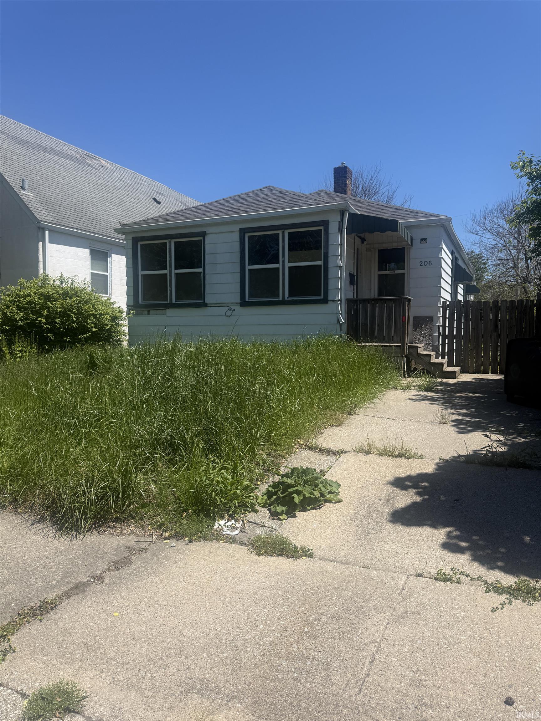 206 S Lake Street South Bend IN 46619