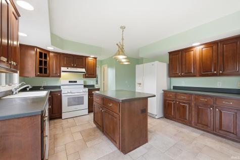 9710 Red Twig Place Fort Wayne IN 46804