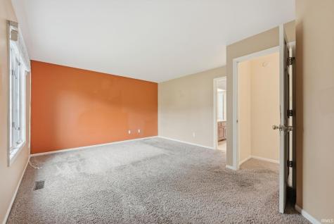 9710 Red Twig Place Fort Wayne IN 46804
