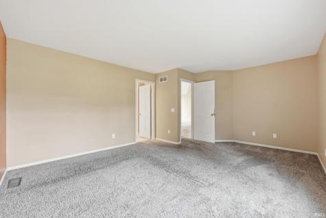 9710 Red Twig Place Fort Wayne IN 46804