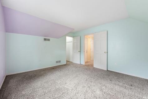 9710 Red Twig Place Fort Wayne IN 46804
